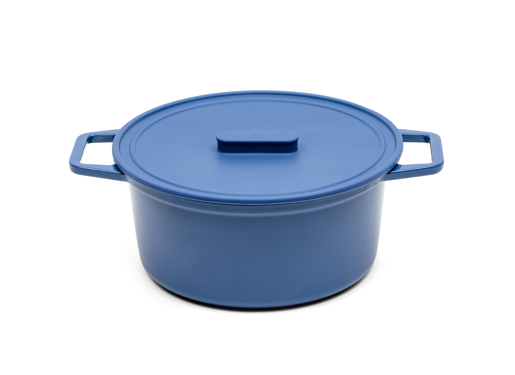A blue 7-quart Misen Dutch Oven with matching silicone Universal Lid.