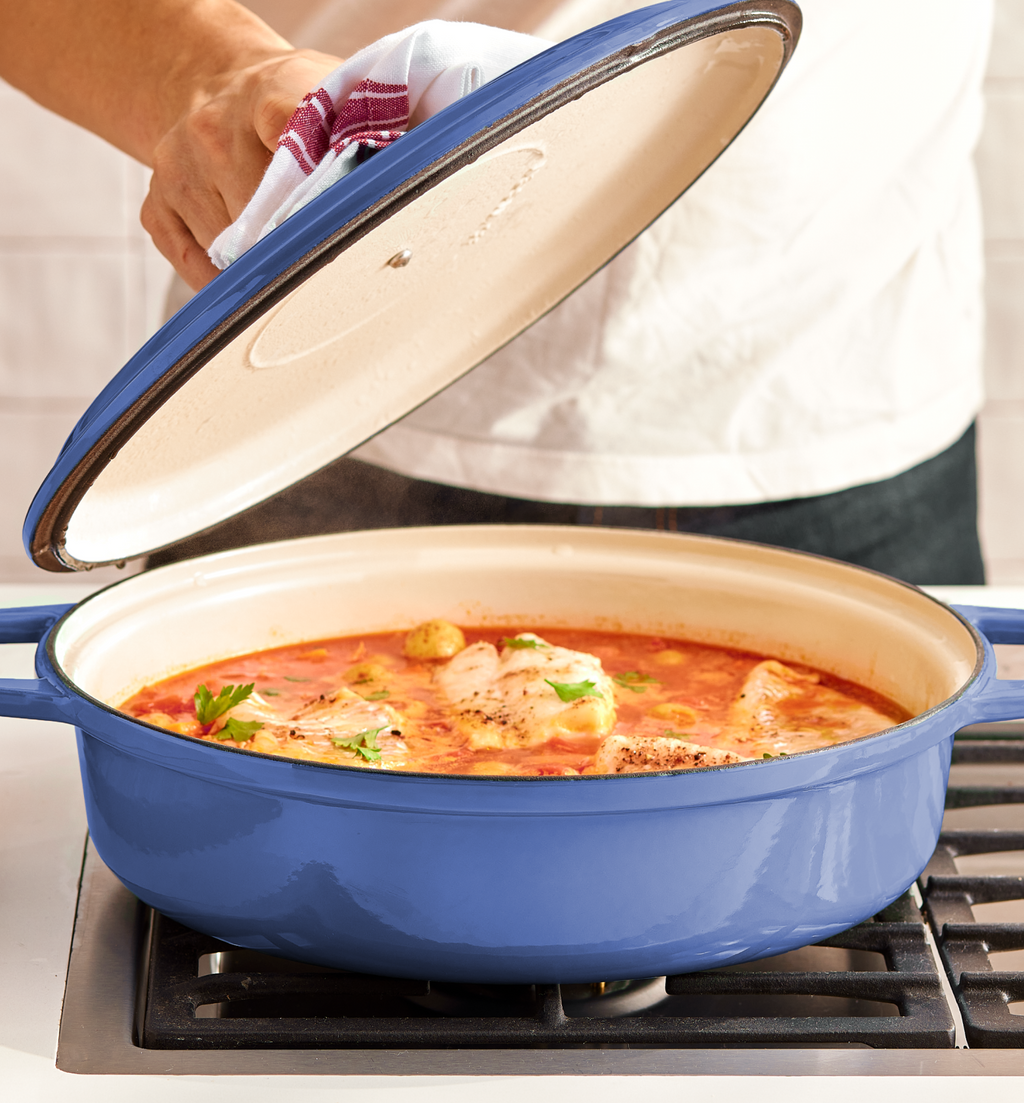 5.5 QT Enamel Cast-Iron Braiser - Black - Final Sale