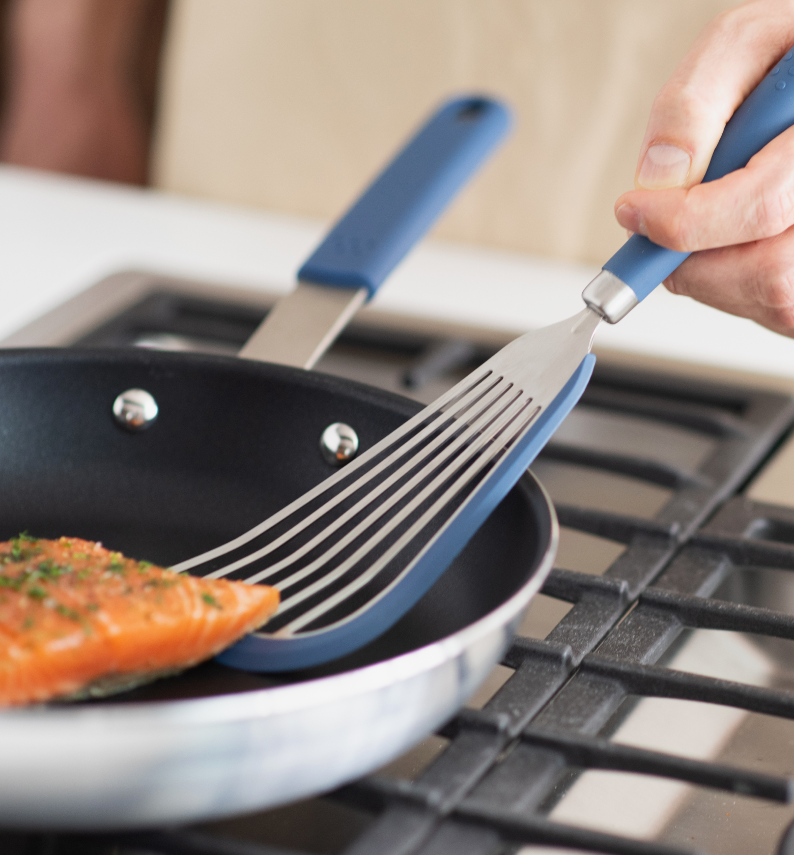 Silicone Fish Spatula - Blue