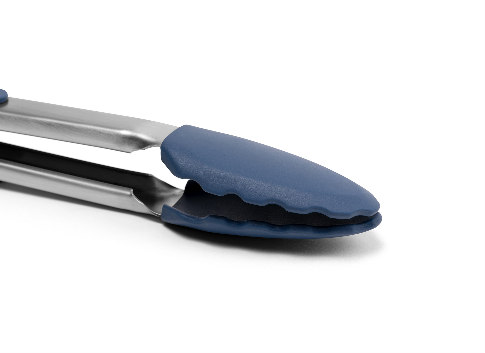 https://misen.com/cdn/shop/files/Silicone-Small-Tongs-angle-2.png?v=1688671383&width=2000