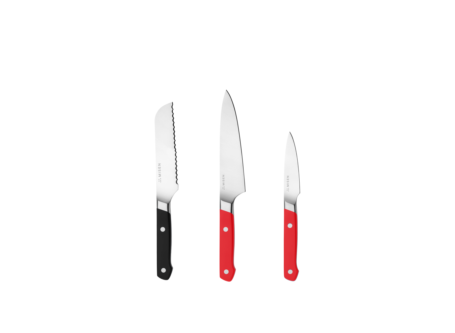 The Misen Minis set comes with a black 5 inch Short Serrated knife, a red 5.5 inch Utility Knife and a red 3.5 inch Paring Knife