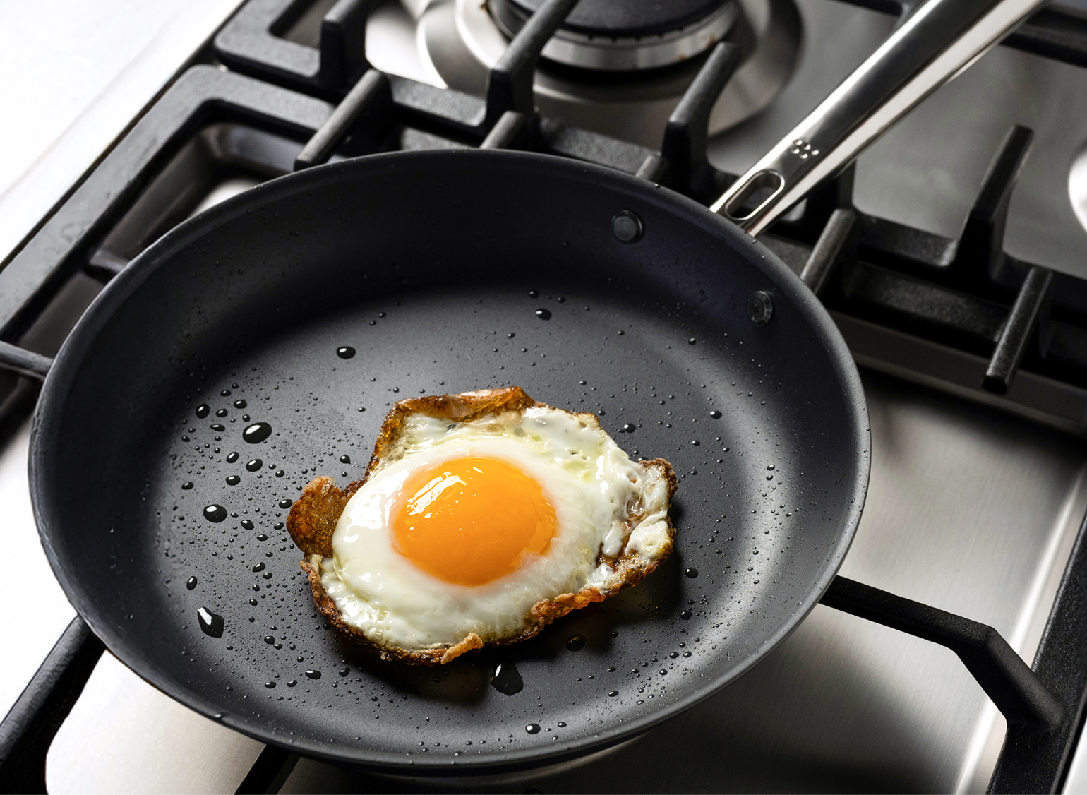 Misen Carbon Frying Pan - Thumbnail 3