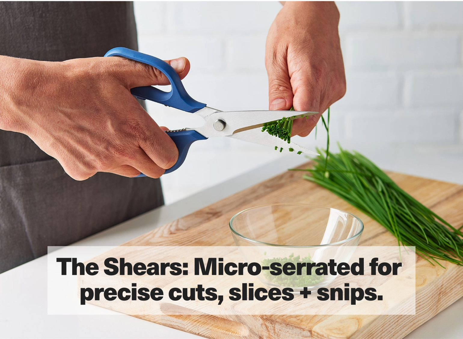 The Shears: Micro-serrated for precise cuts, slices + snips.