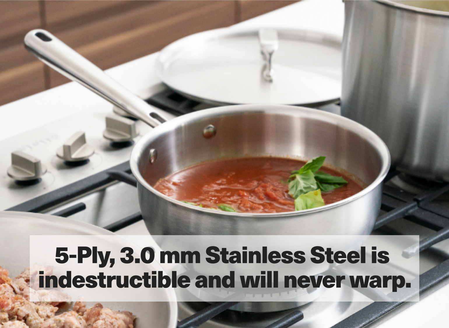 The Misen Stainless Saucier's 5-Ply, 3.0 mm Stainless Steel is indestructible and will never warp.