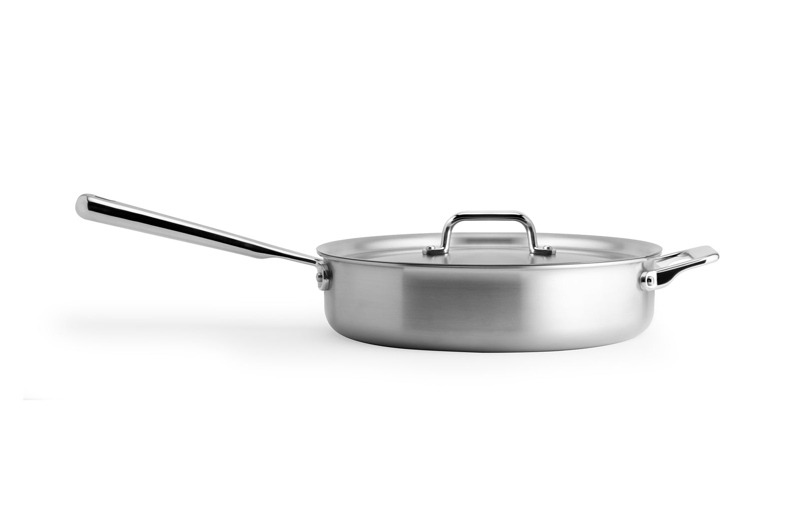 The Misen 3 QT Saute pan is the ideal combination of heat retention and fast, even heating for quicker boiling.